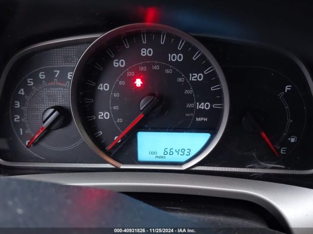 JTMZFREV2FJ052912 Toyota RAV4 LE