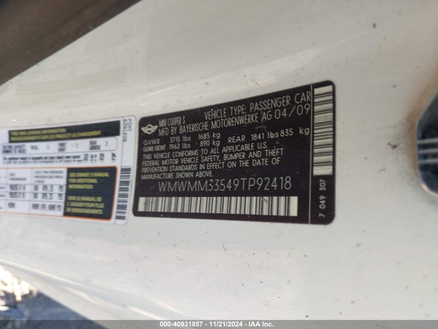 2009 MINI COOPER S CLUBMAN WMWMM33549TP92418 Photo 8