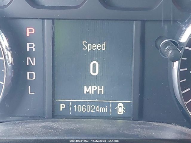 3GCUKPEC2JG147795 Chevrolet Silverado 1500 Custom