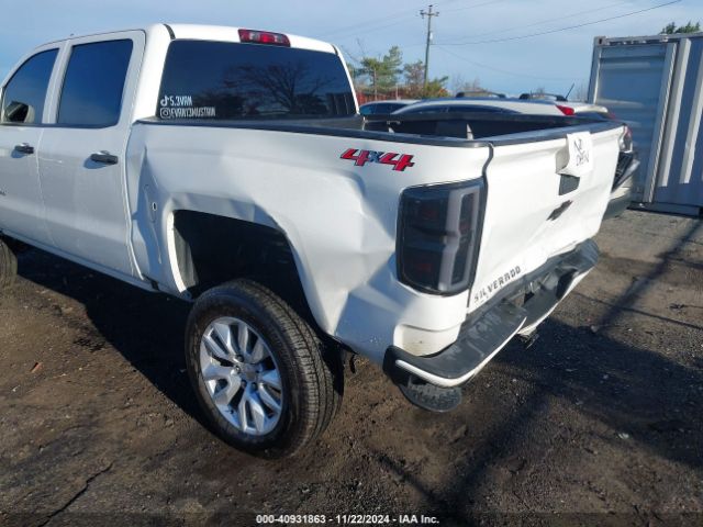 3GCUKPEC2JG147795 Chevrolet Silverado 1500 Custom