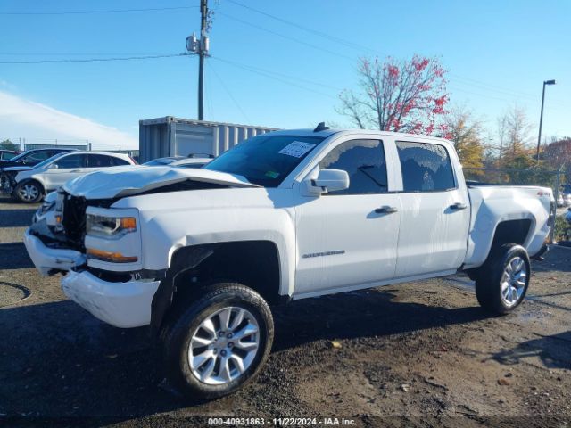 3GCUKPEC2JG147795 Chevrolet Silverado 1500 Custom