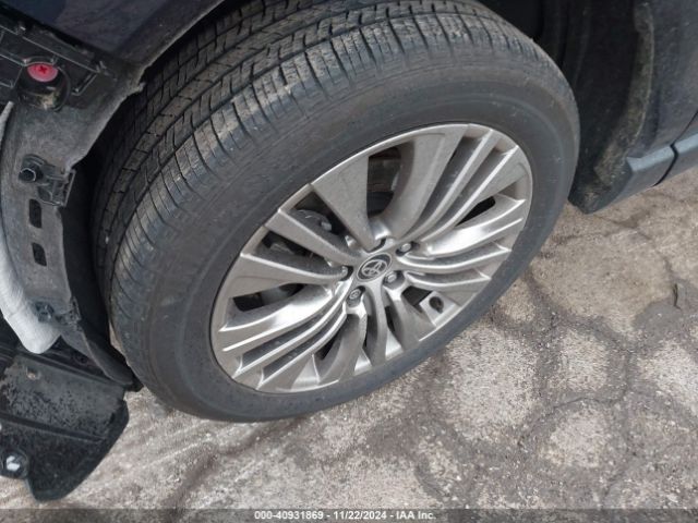 JTEAAAAH7PJ136945 Toyota Venza Limited