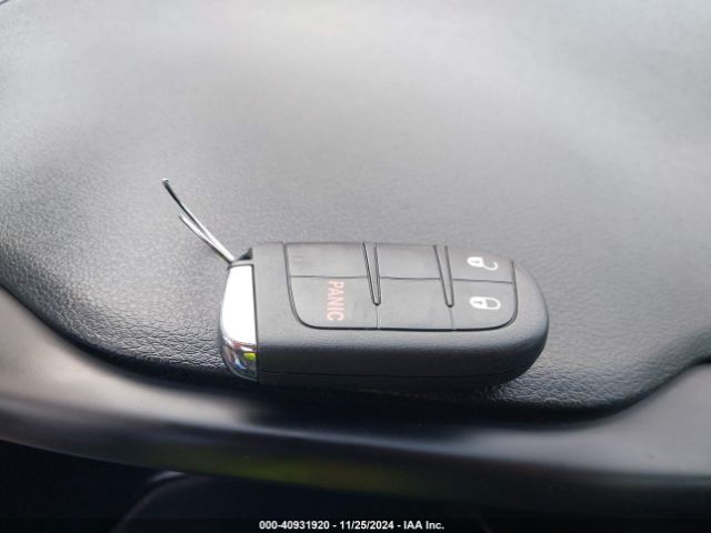 ZACCJBABXJPJ55671 Jeep Renegade Sport 4x4