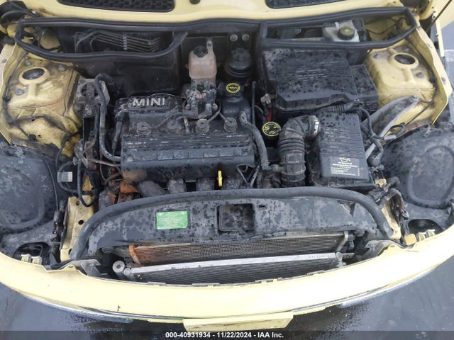 2002 MINI COOPER WMWRC33402TC33425 Photo 9