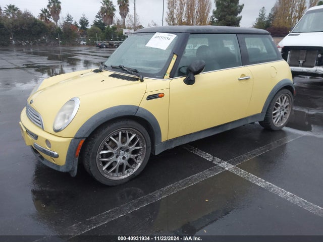 2002 MINI COOPER WMWRC33402TC33425 Photo 1