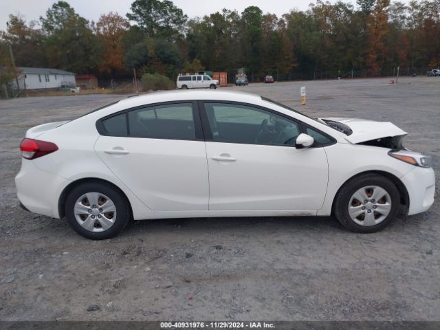 KIA FORTE LX 2017 3KPFK4A74HE013005 Image 13