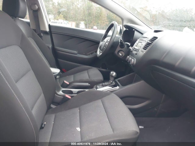 KIA FORTE LX 2017 3KPFK4A74HE013005 Image 5