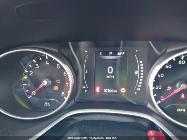 3C4NJCBB7JT287117 Jeep Compass Latitude Fwd