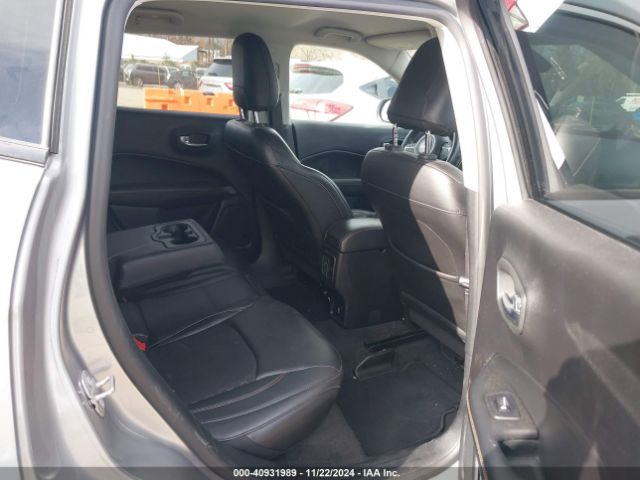 3C4NJCBB7JT287117 Jeep Compass Latitude Fwd