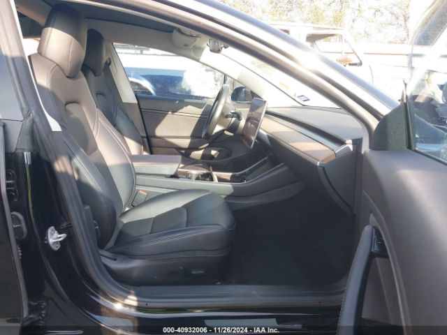 5YJ3E1EB0JF130796 Tesla Model 3 Long Range/performance