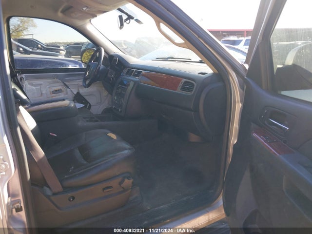 1GKS1KE09ER230704 GMC Yukon Xl 1500 Slt
