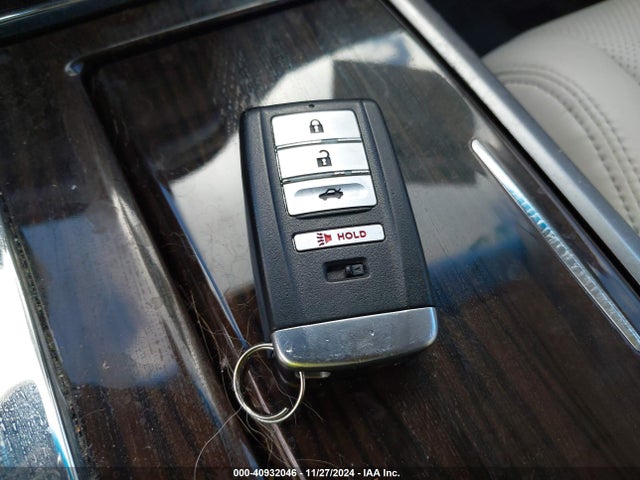 JH4KC1F51GC001836 Acura Rlx Technology Package