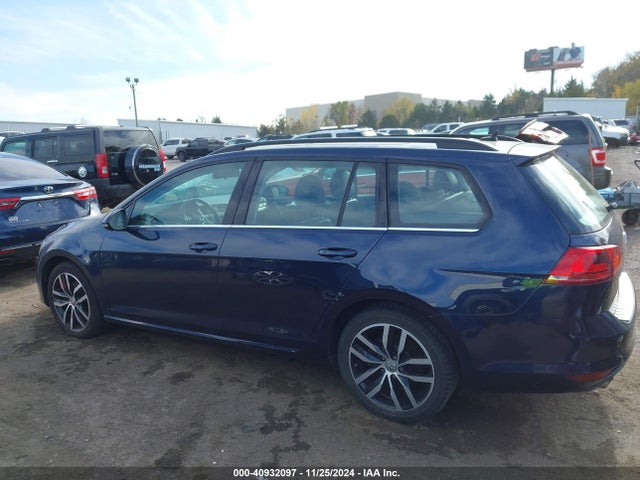 3VWC17AU3GM519696 Volkswagen Golf Sportwagen Tsi Limited Edition