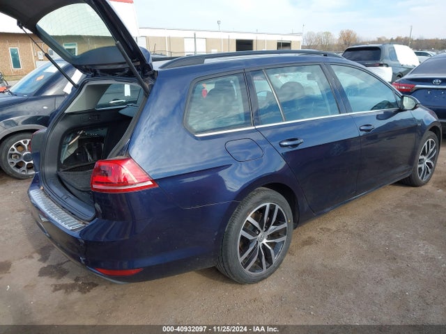 3VWC17AU3GM519696 Volkswagen Golf Sportwagen Tsi Limited Edition