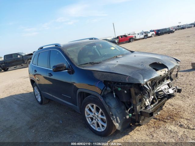 1C4PJLCB2JD566813 Jeep Cherokee Latitude Fwd