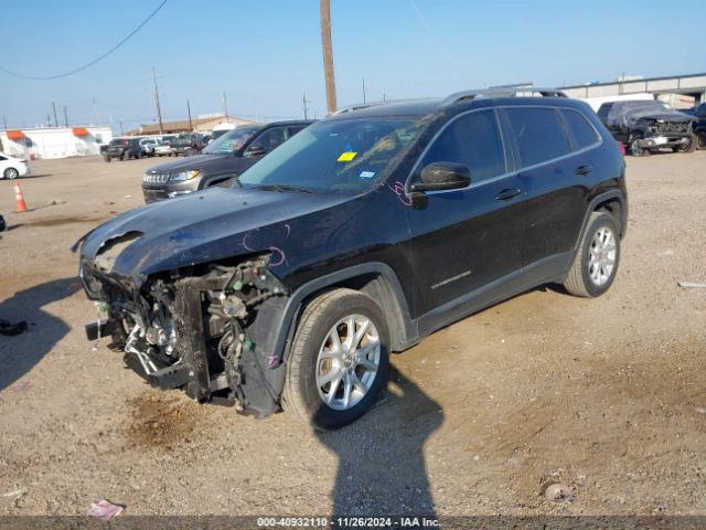 1C4PJLCB2JD566813 Jeep Cherokee Latitude Fwd