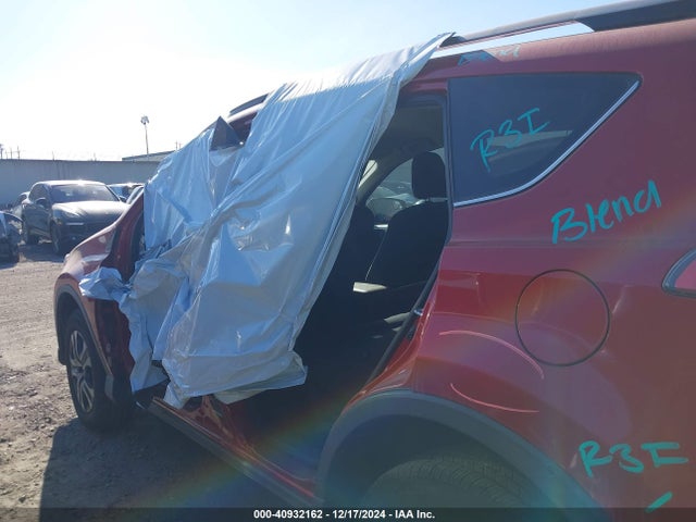 Toyota RAV4 LE 2017 2T3ZFREV6HW336497 Image 15