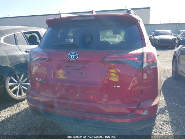 Toyota RAV4 LE 2017 2T3ZFREV6HW336497 Image 17