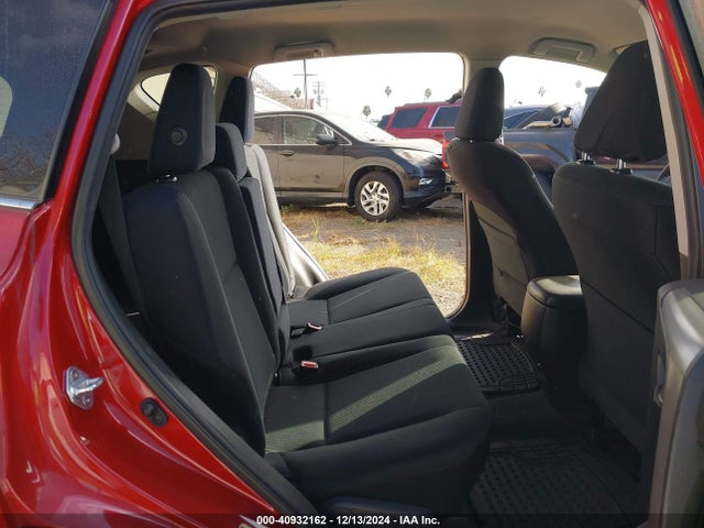 Toyota RAV4 LE 2017 2T3ZFREV6HW336497 Image 8
