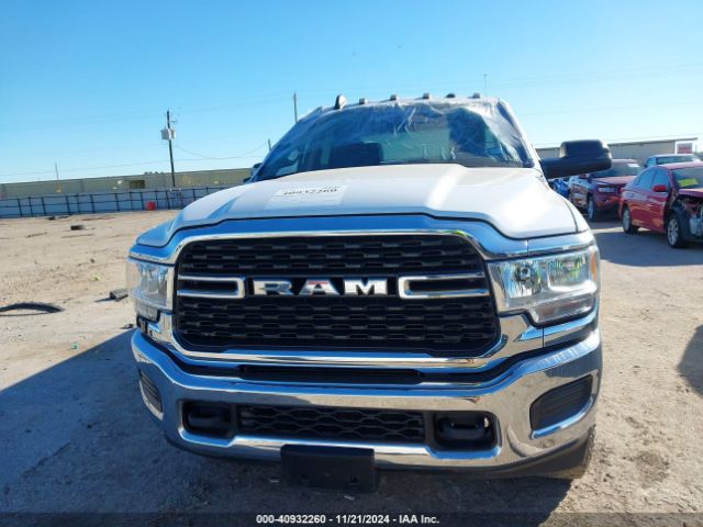 3C6UR5CL3KG514683 RAM 2500 Tradesman  4x4 6'4 Box