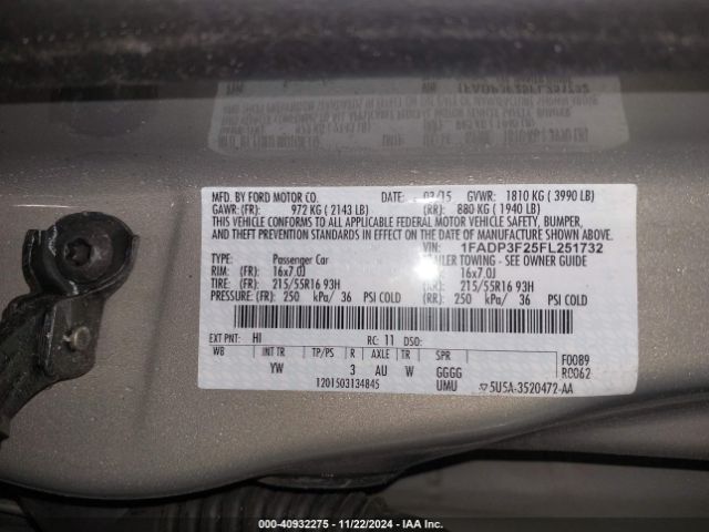 1FADP3F25FL251732 Ford FOCUS SE