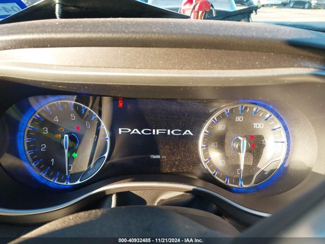 Chrysler Pacifica Touring L 2024 2C4RC1BG1RR151057 Image 7