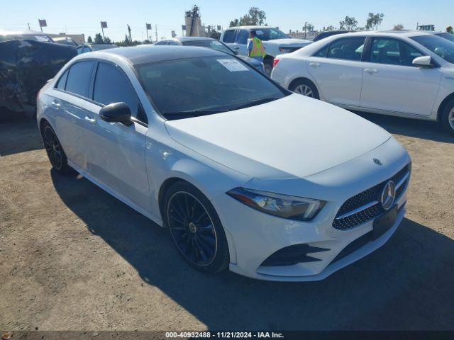 W1K3G4EB5LW042908 Mercedes-Benz A 220