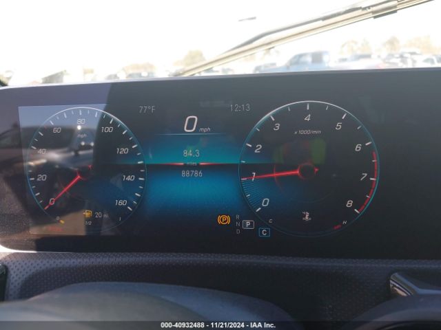 W1K3G4EB5LW042908 Mercedes-Benz A 220