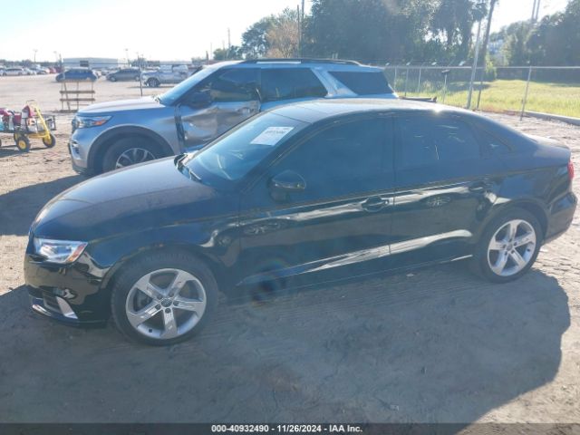 WAUB8GFF8J1033634 Audi A3 2.0t Premium/2.0t Tech Premium
