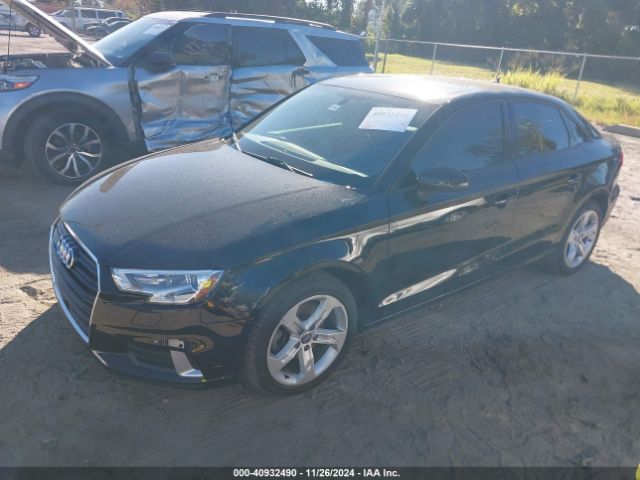 WAUB8GFF8J1033634 Audi A3 2.0t Premium/2.0t Tech Premium