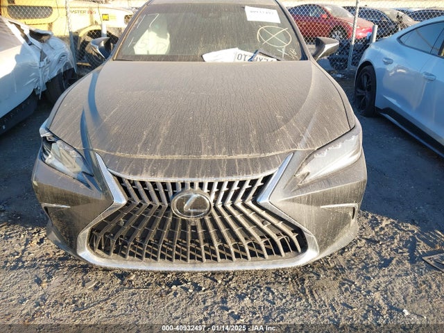 58AEA1C16RU047251 Lexus Es 300h Luxury