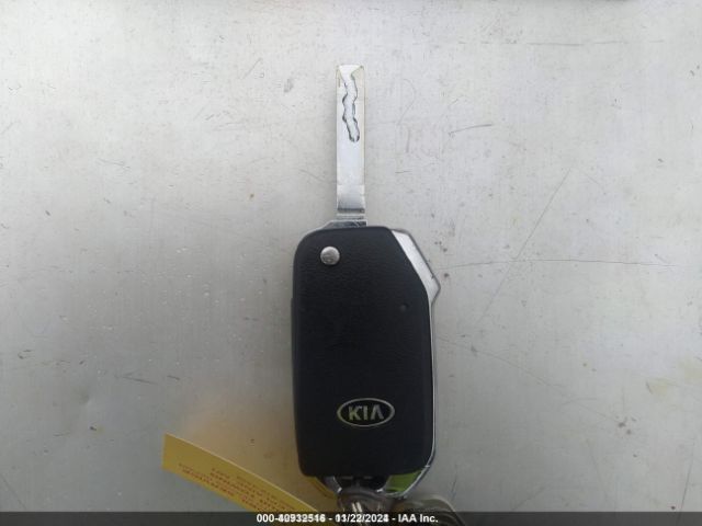3KPF24AD3KE113013 KIA Forte Lxs