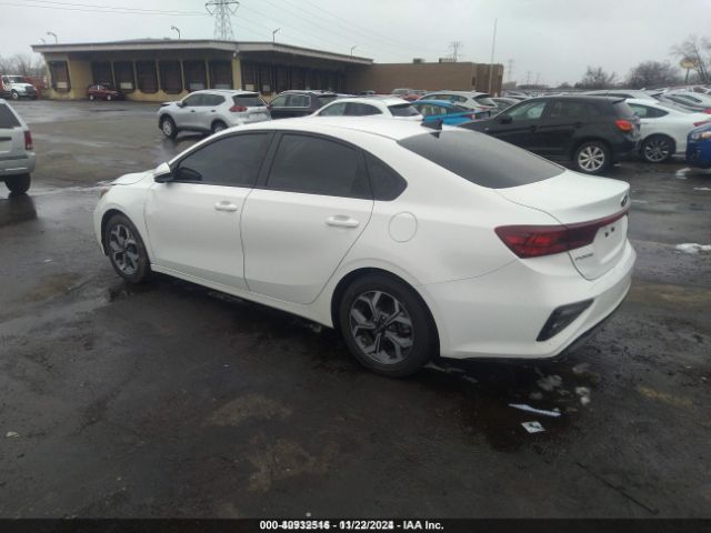 3KPF24AD3KE113013 KIA Forte Lxs