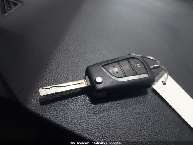 2T3F1RFV2MC156297 Toyota RAV4 LE