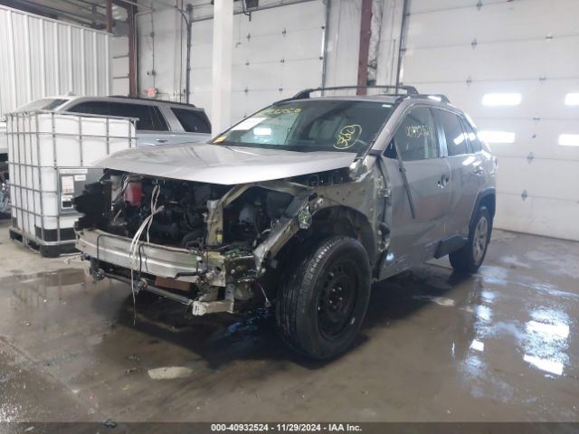 2T3F1RFV2MC156297 Toyota RAV4 LE