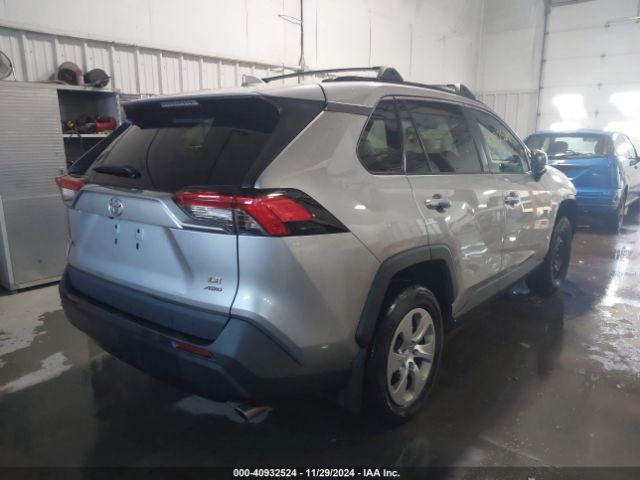 2T3F1RFV2MC156297 Toyota RAV4 LE