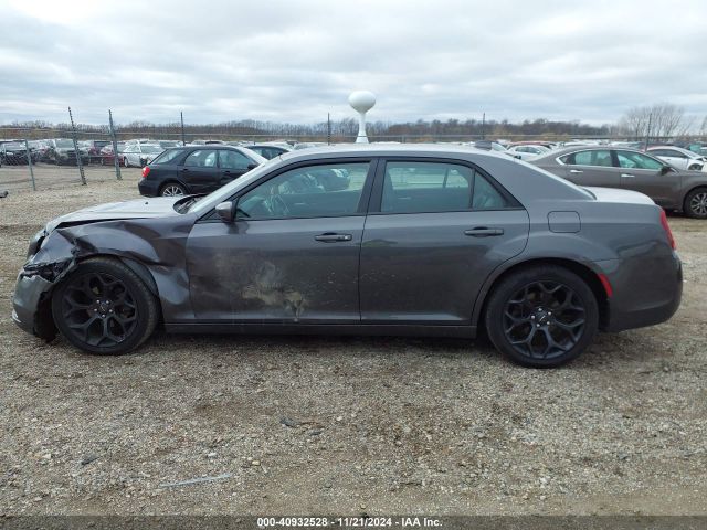 2C3CCABG1KH582794 Chrysler 300 300s