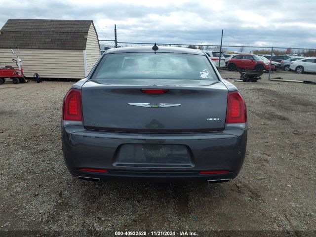 2C3CCABG1KH582794 Chrysler 300 300s