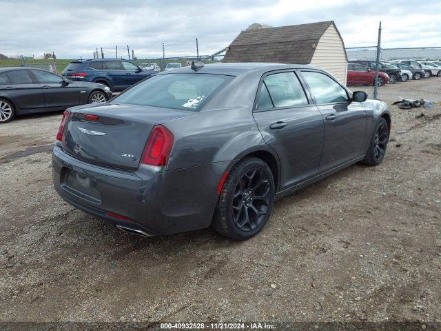 2C3CCABG1KH582794 Chrysler 300 300s