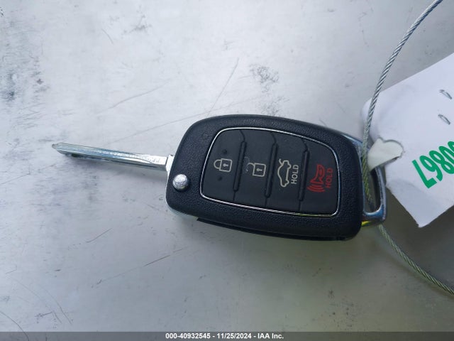Hyundai SONATA SE 2017 5NPE24AF2HH477280 Image 11