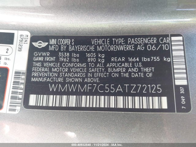 2010 MINI COOPER S WMWMF7C55ATZ72125 Photo 8
