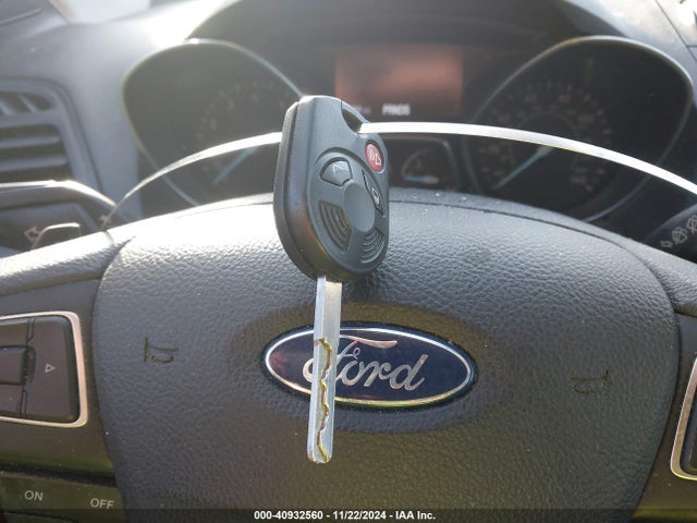 Ford ESCAPE SE 2017 1FMCU0GD7HUB20632 Image 11