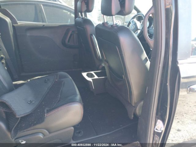 2C4RDGEG7JR222052 Dodge Grand Caravan Gt