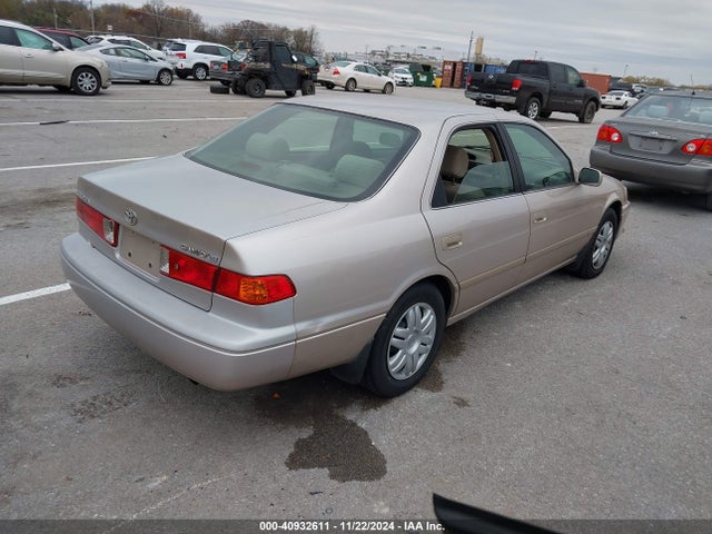Продажа на аукционе авто 2000 Toyota Camry Le, vin: 4T1BG22K0YU618594, номер лота: 40932611