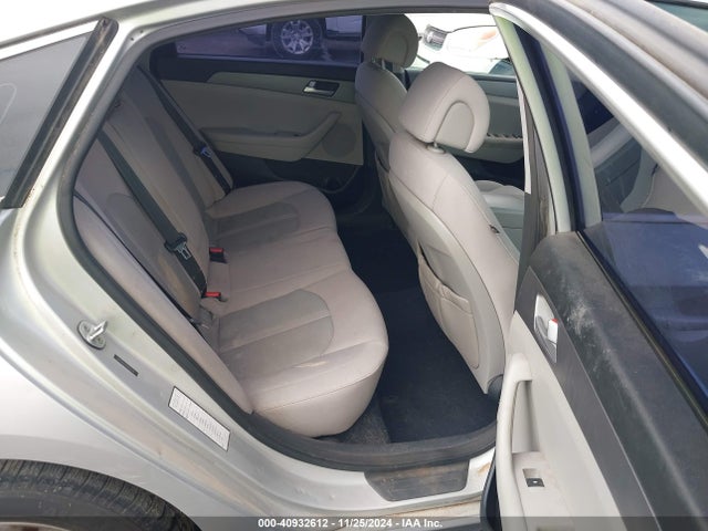 5NPE24AF8FH001130 Hyundai SONATA SE