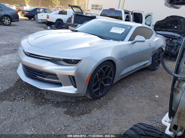 Chevrolet Camaro 1lt 2017 1G1FB1RS4H0106051 Image 2