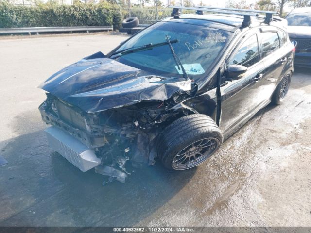 1FADP3L94HL241245 Ford FOCUS ST