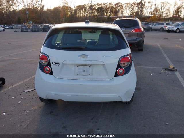 Chevrolet Sonic Ls Auto 2016 1G1JA6SH1G4151867 Image 16
