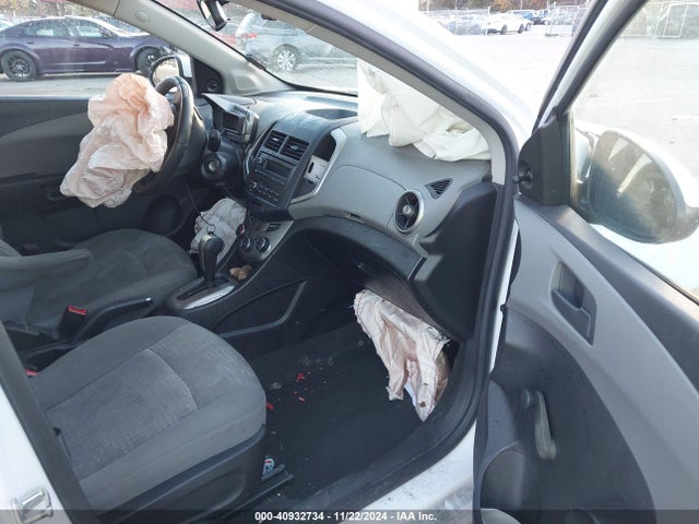 Chevrolet Sonic Ls Auto 2016 1G1JA6SH1G4151867 Image 5
