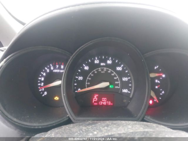 KNADM4A3XF6458606 KIA RIO LX